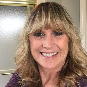 Meet your Posher, Carol